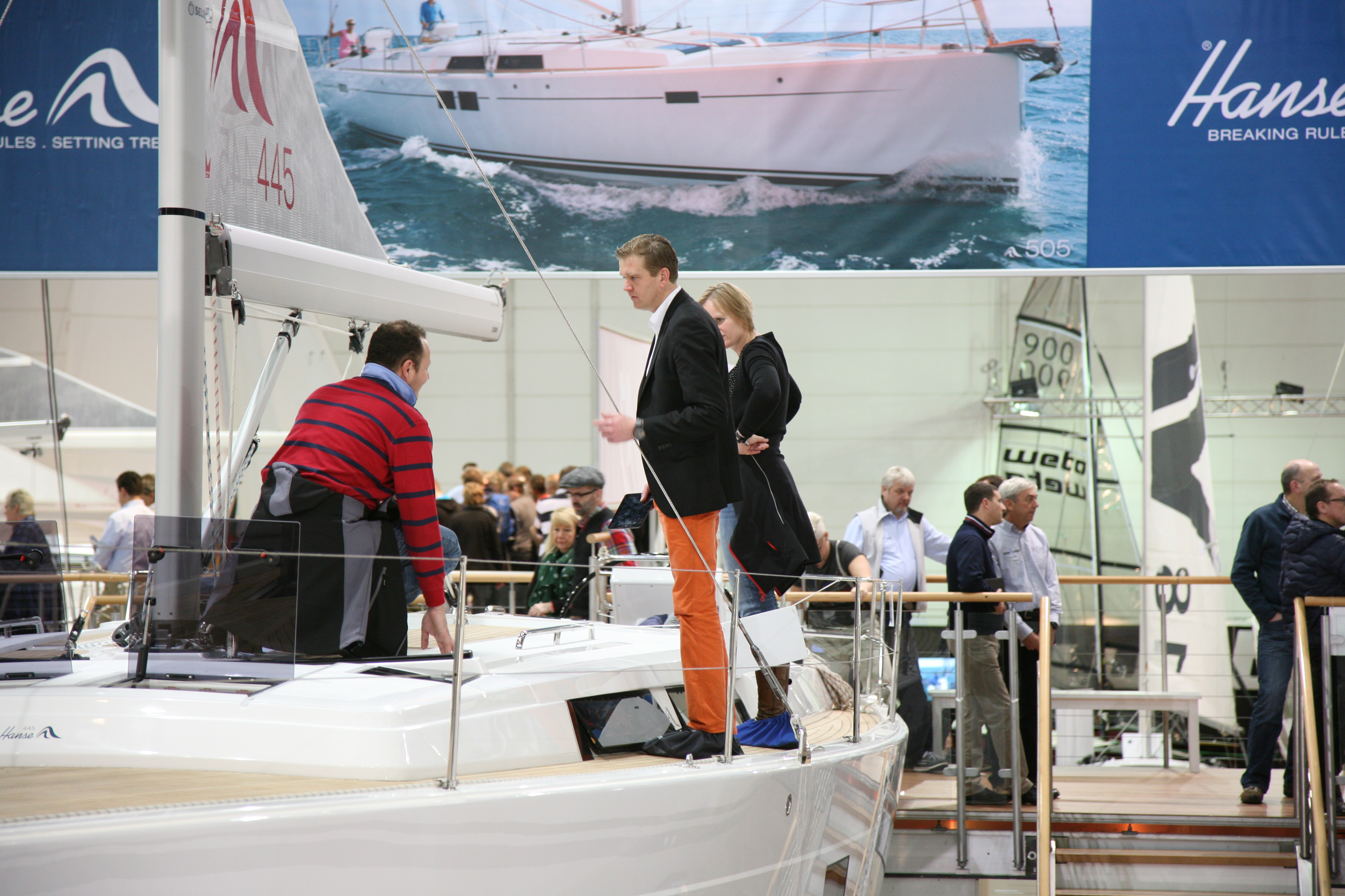 BOOT DUSSELDORF TREKT 242.000 BEZOEKERS