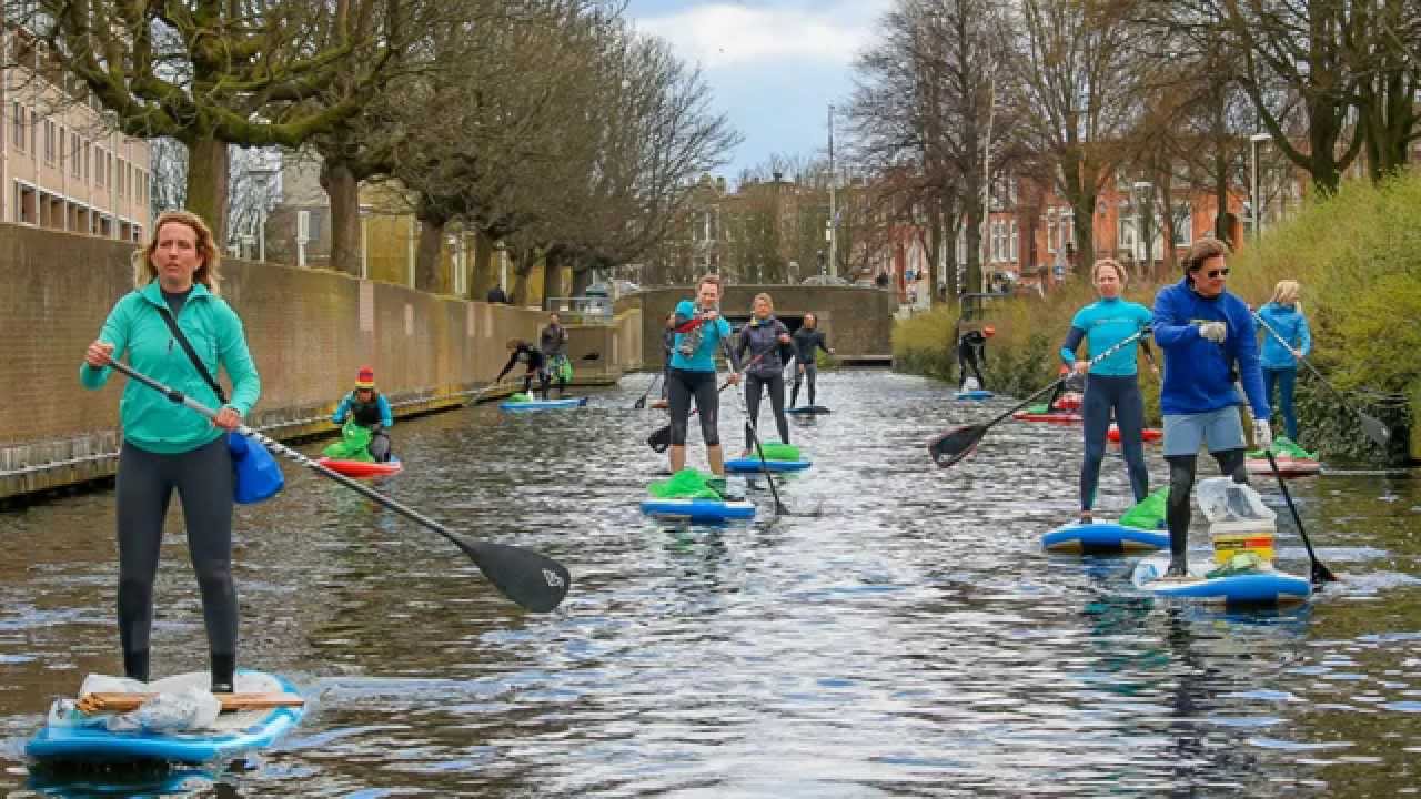 WORLD WATER DAY CLEANING PADDLE
