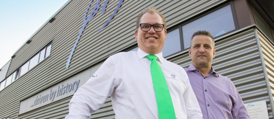 BALK SHIPYARD EERSTE ANTIROLL INBOUWSTATION