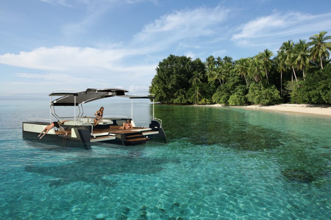 VAN BOOT TOT UITKLAPBAAR 'MINI-EILAND'