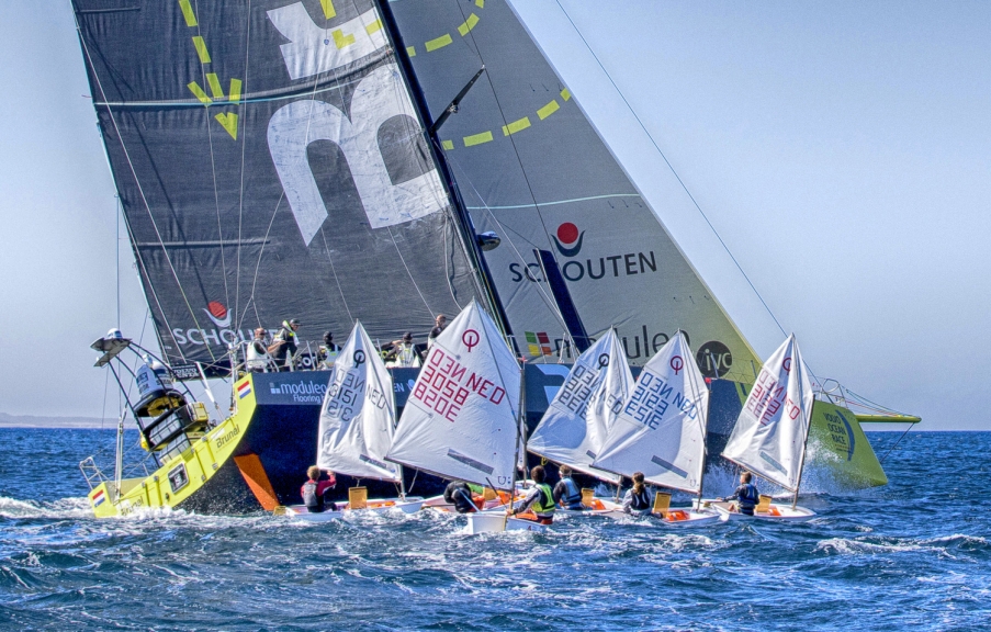 DOOP OPTIMIST ON TOUR IN DEN HAAG