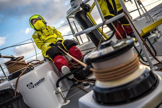 ANNIE LUSH WEER TERUG AAN DEK BRUNEL