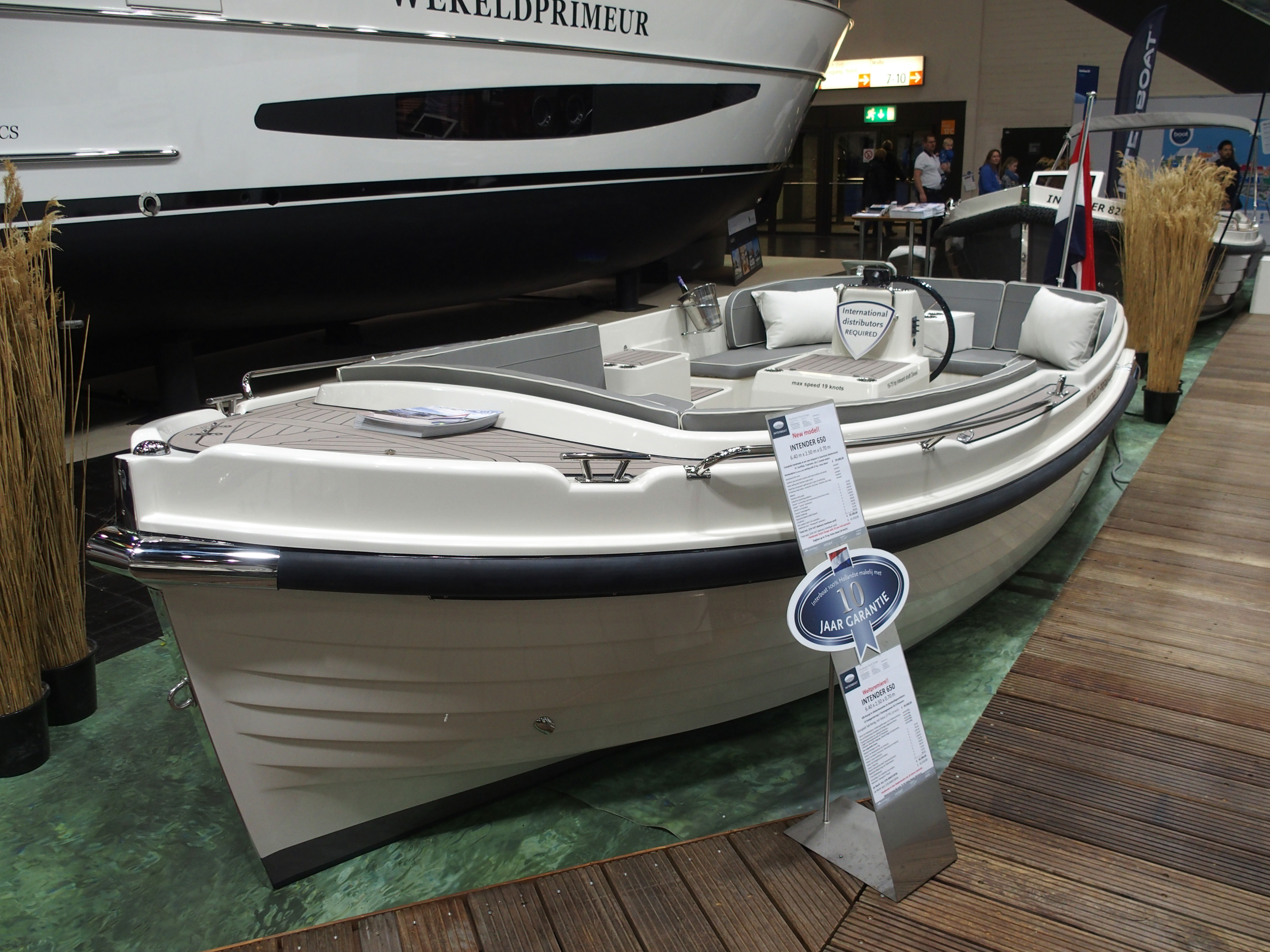 INTENDER 650...NIEUW