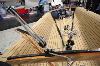 DU6A0704