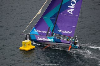 Akzo wint 4