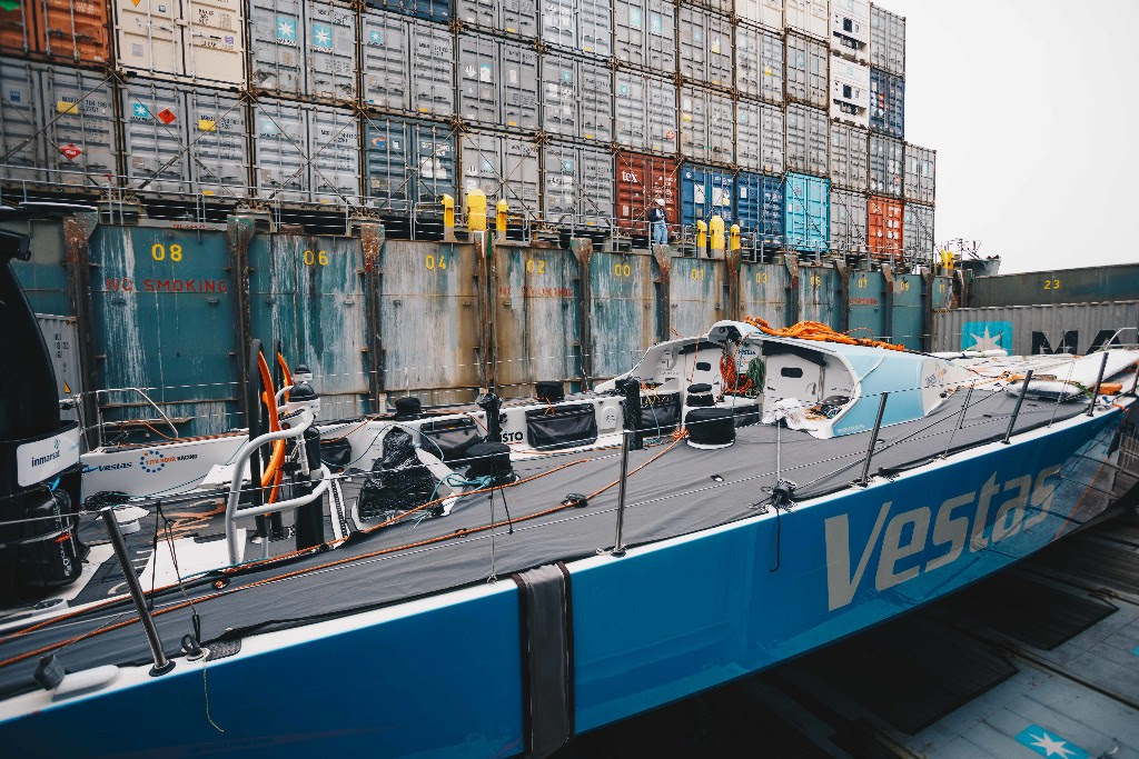 VESTAS OP TRANSPORTSCHIP NAAR AUCKLAND