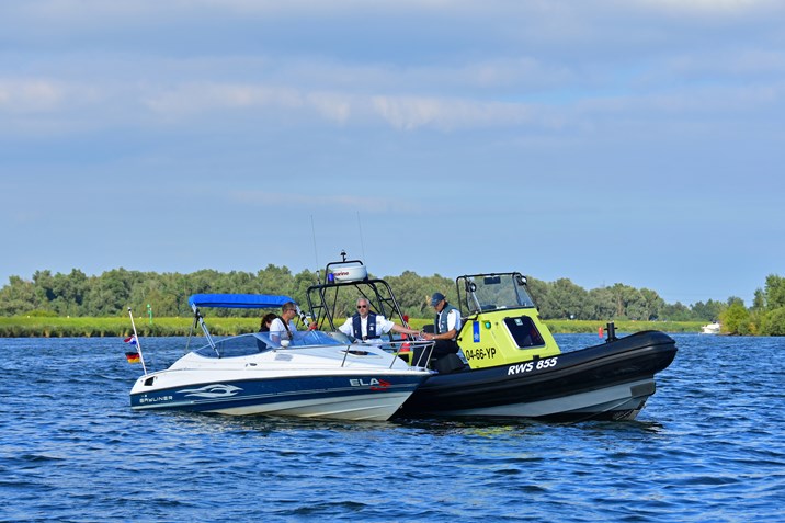 foto snelle motorboot en rhib RWS