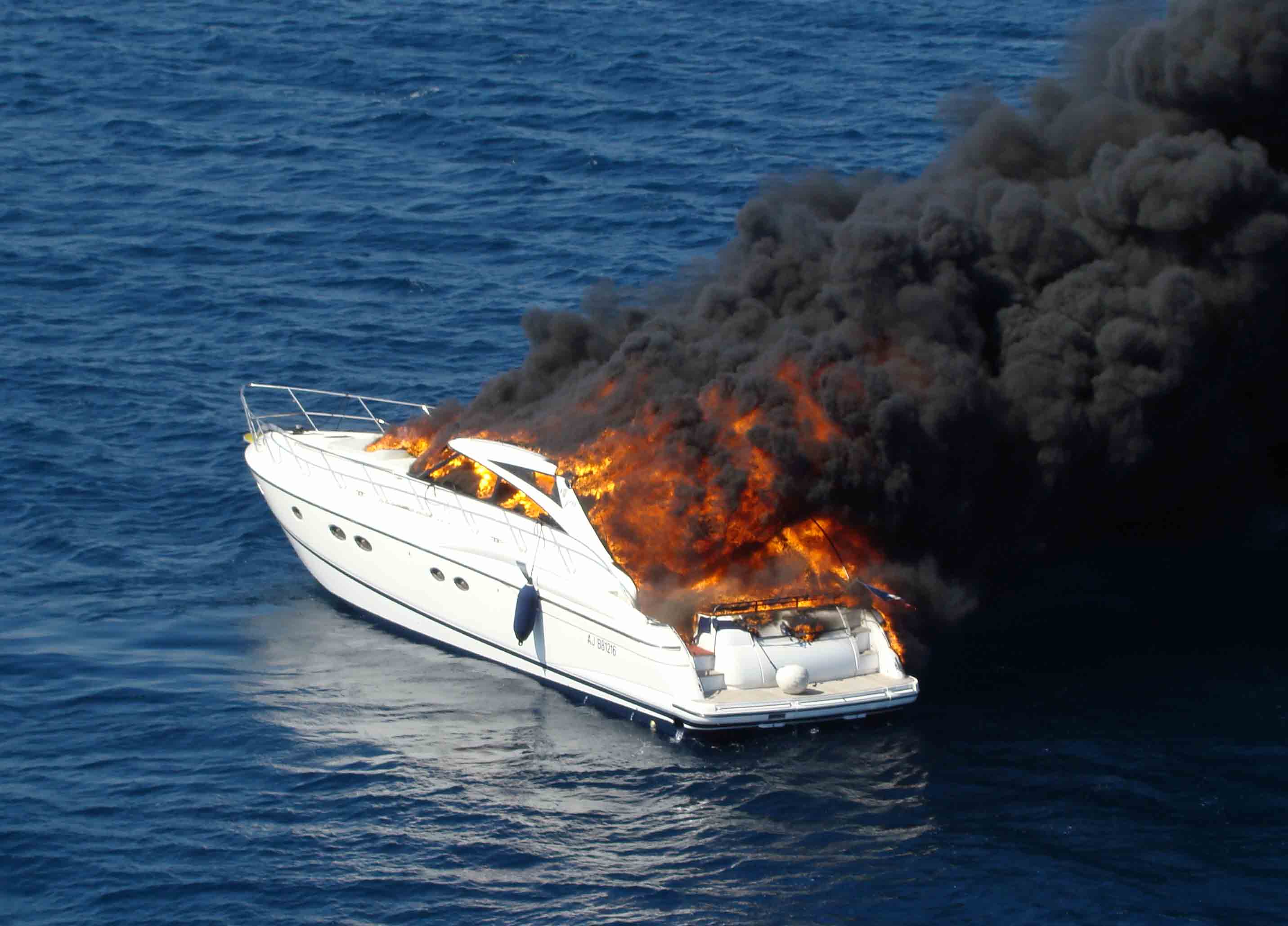 VERPLICHTE APK VOOR BOTEN?