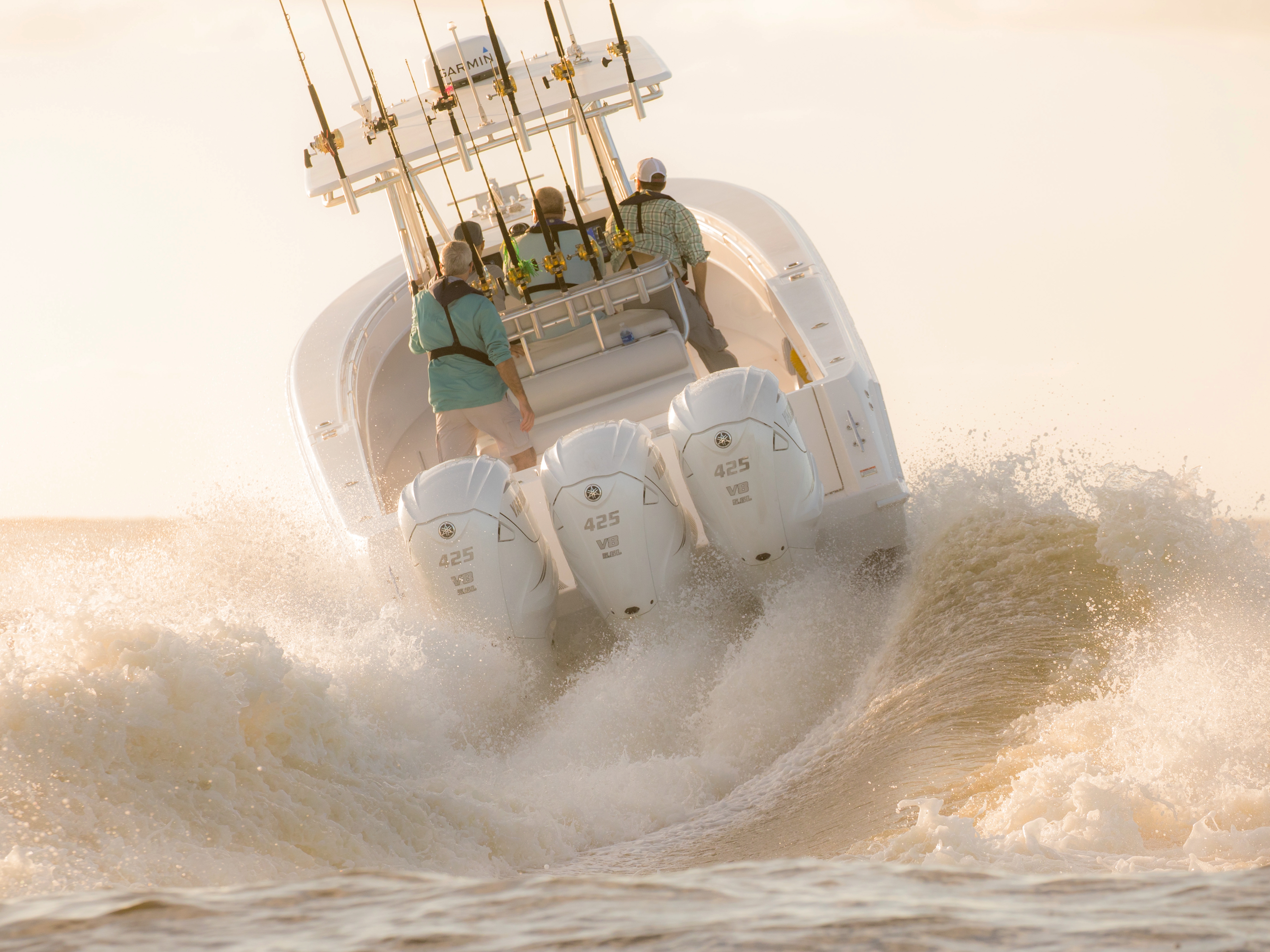 YAMAHA INTRODUCEERT V8 XTO OFFSHORE