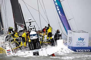 m119982_13-10-180608-jre-1159-0696