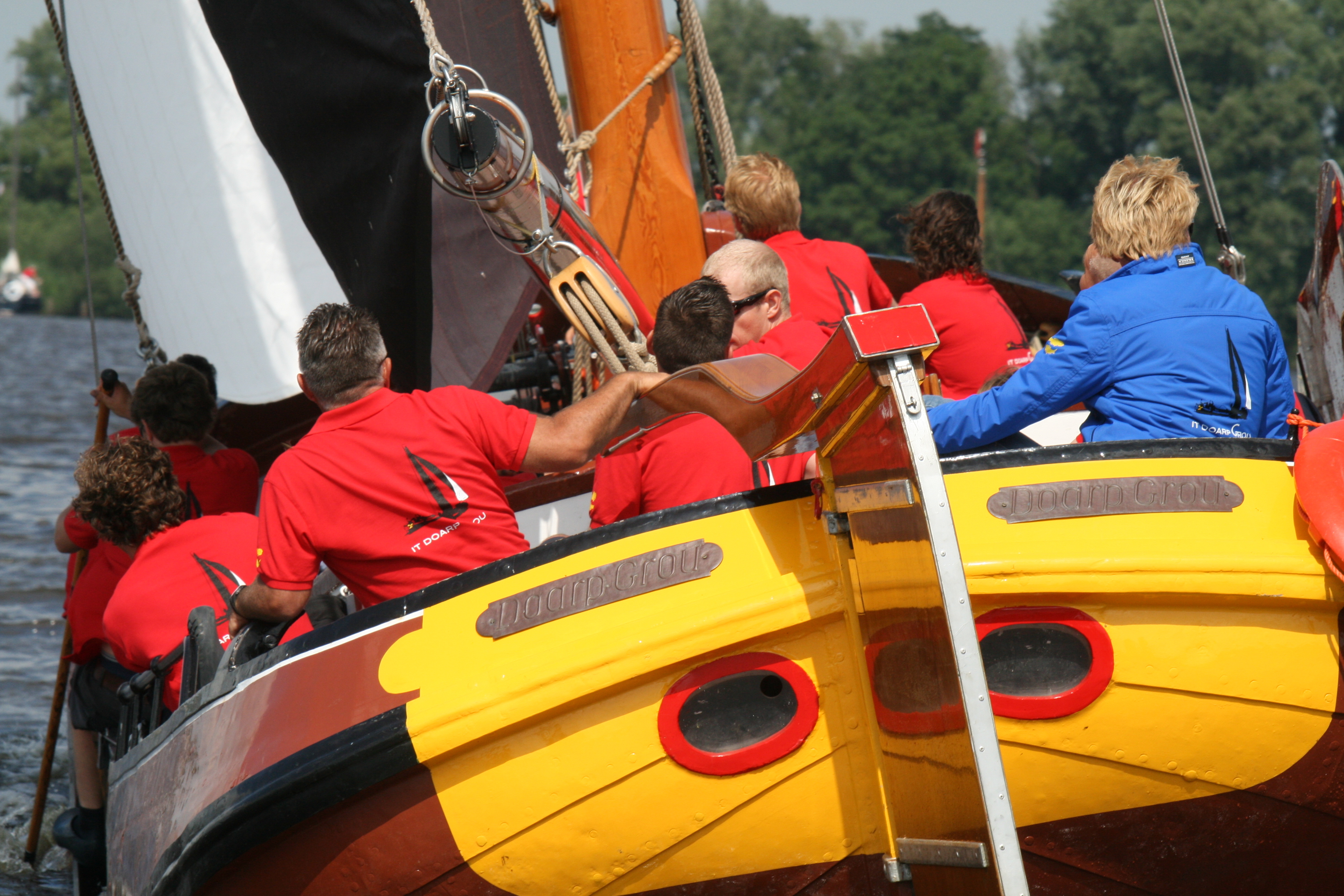 GROU WINT OP OVERTUIGENDE WIJZE OP SNEEKERMEER