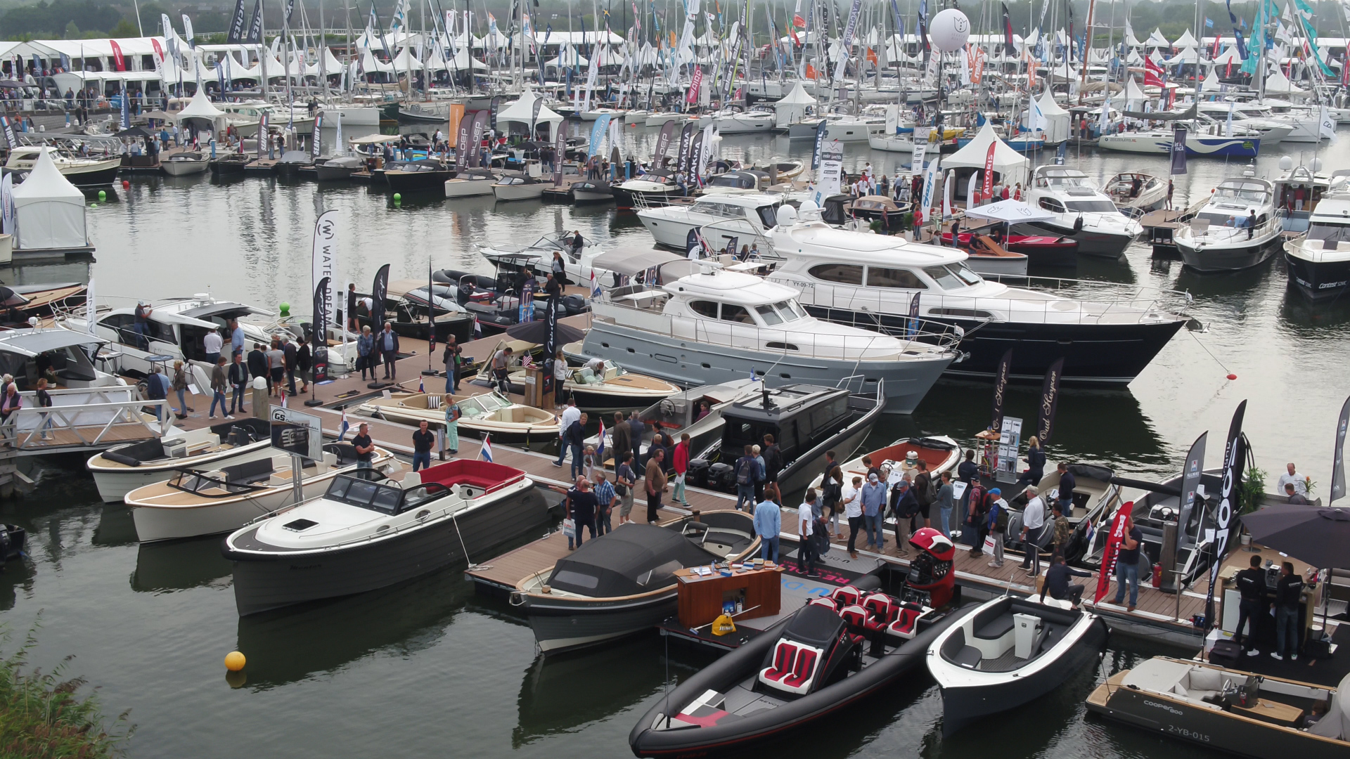 HISWA TE WATER IMPRESSIE