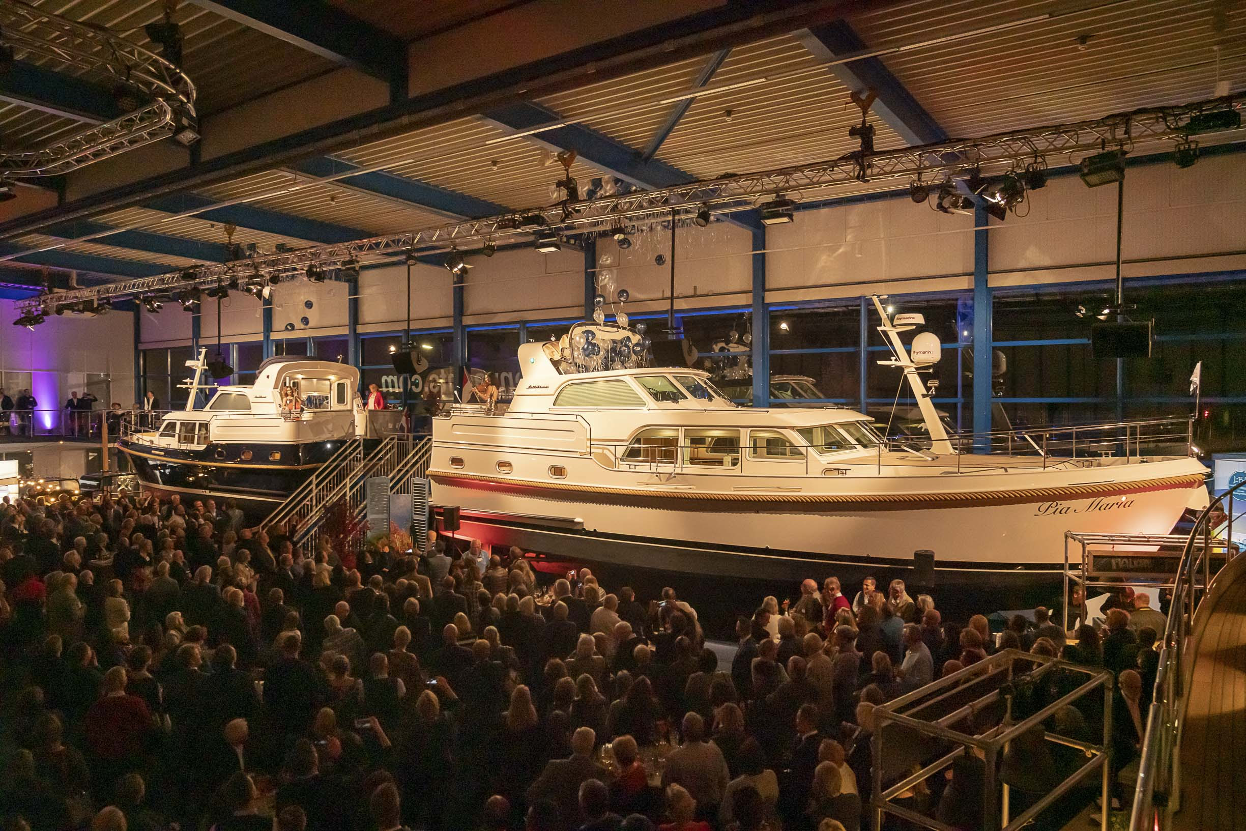 LINSSEN YACHTS BOAT SHOW SUCCESVOL