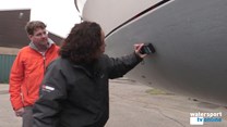 Inspectie onderwaterschip polyester zeilschip