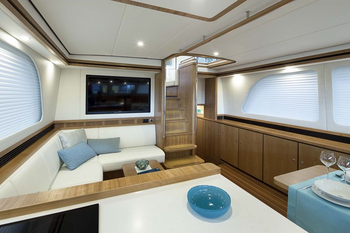 Linssen 8