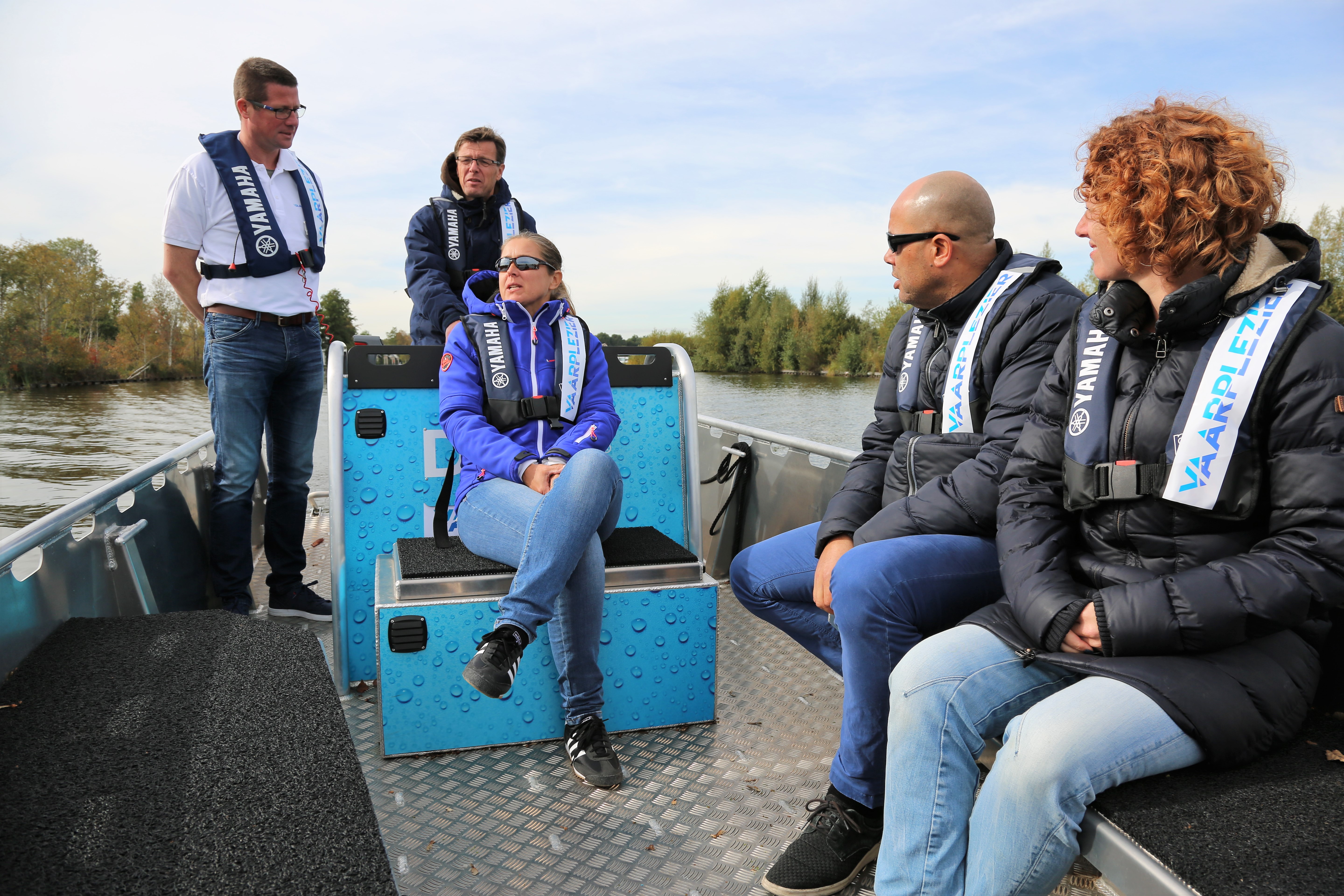 VAARPLEZIER START MET PRAKTIJK-EN THEORIELESSEN VAARBEWIJS