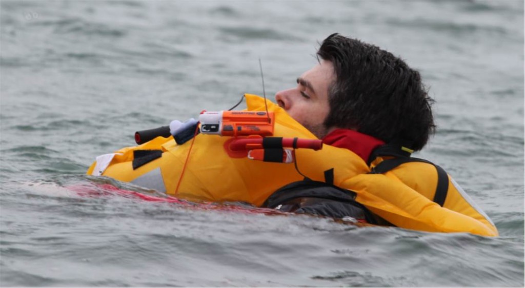 ONDERHOUD VAN EEN REDDINGSVEST