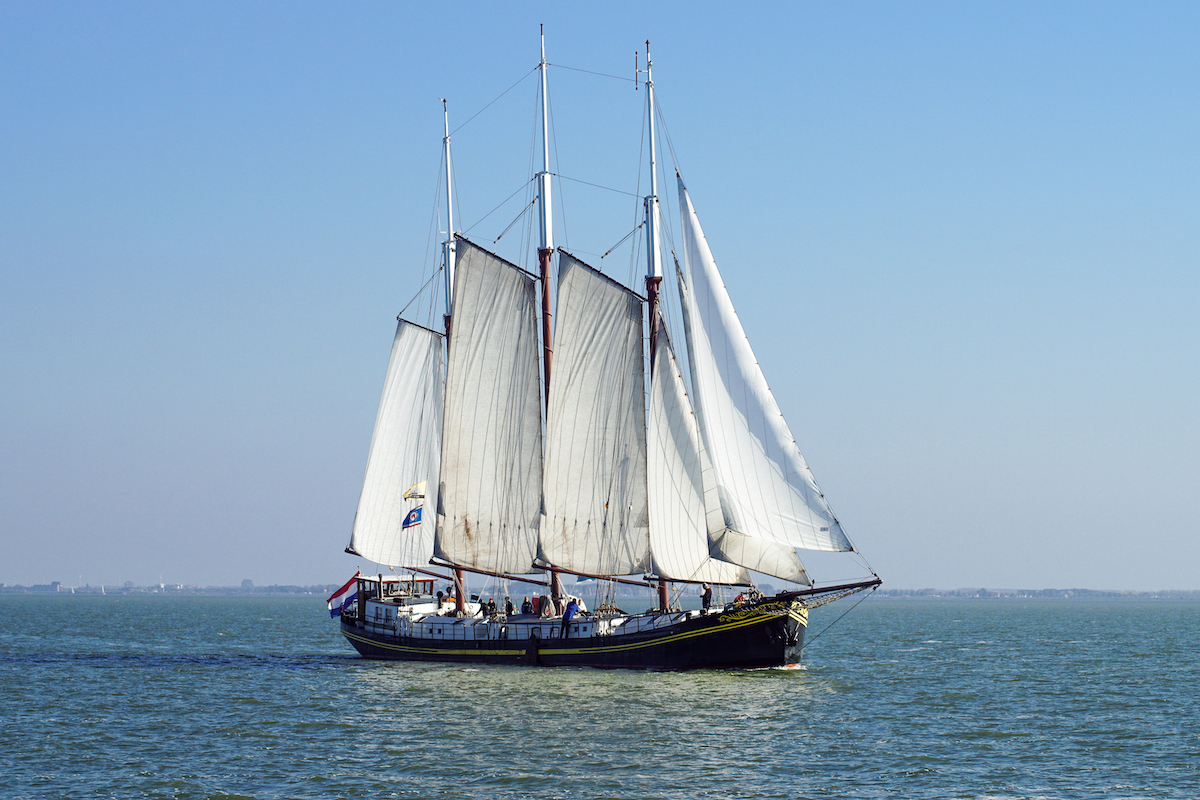 PROFESSIONELE OPLEIDING VOOR ZEEKADETTEN LELYSTAD