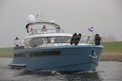 DU6A9699