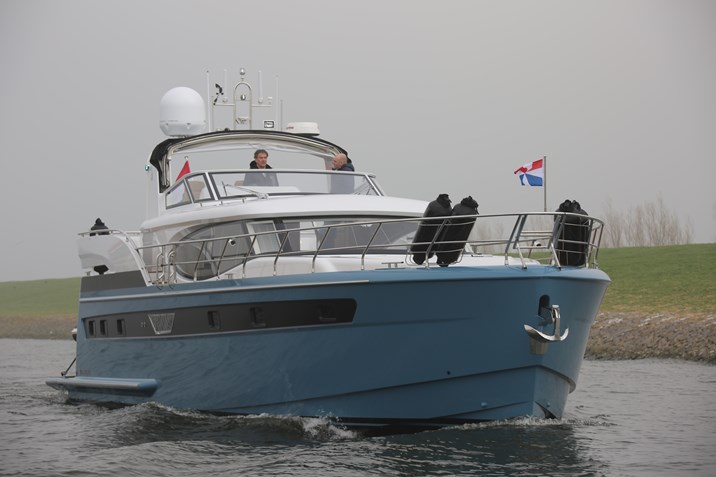 DU6A9699