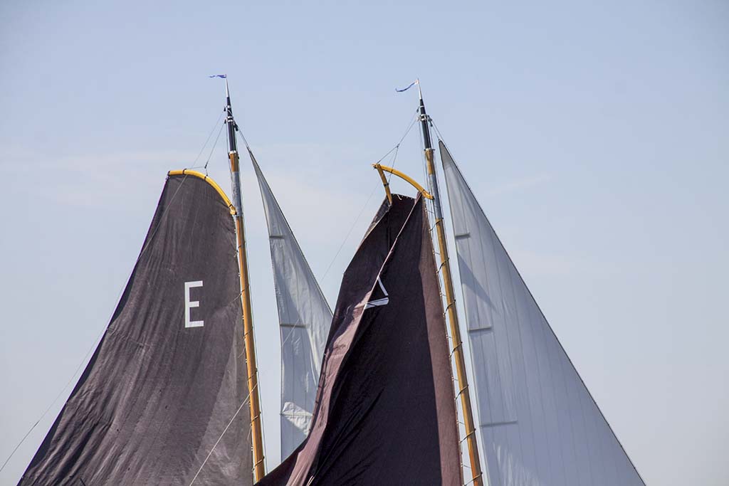 LEMMER WINT START SKS SKUTSJESILEN + video