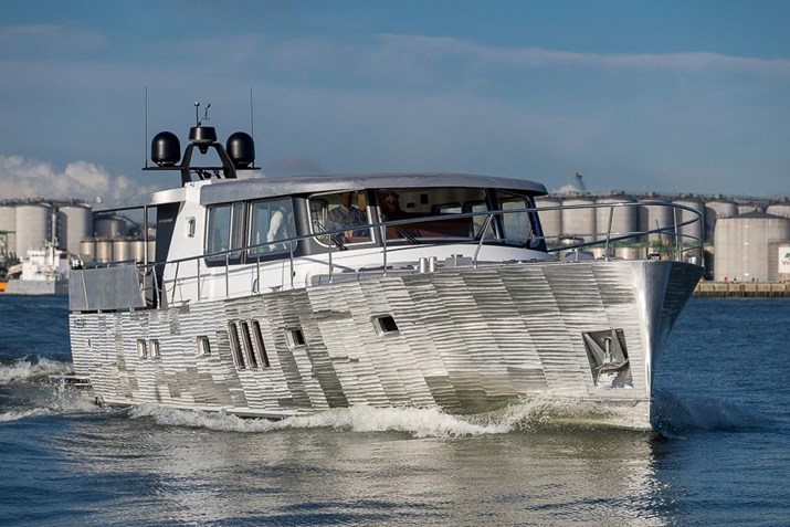 Korvet 18 Lowrider 045