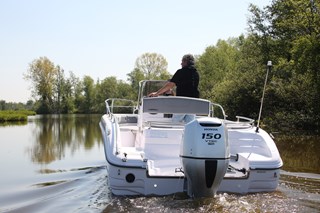 DU6A1474