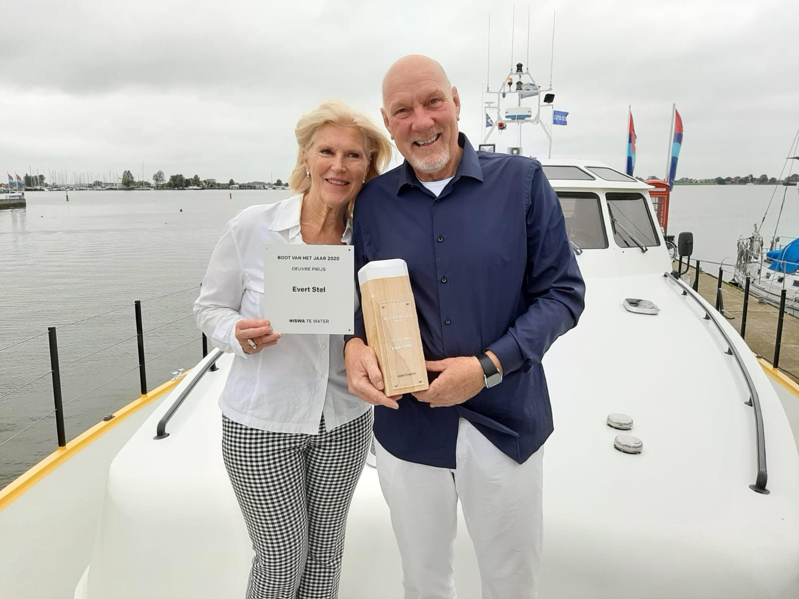 EVERT STEL WINT OEUVRE PRIJS BOOT VAN HET JAAR (+ video)