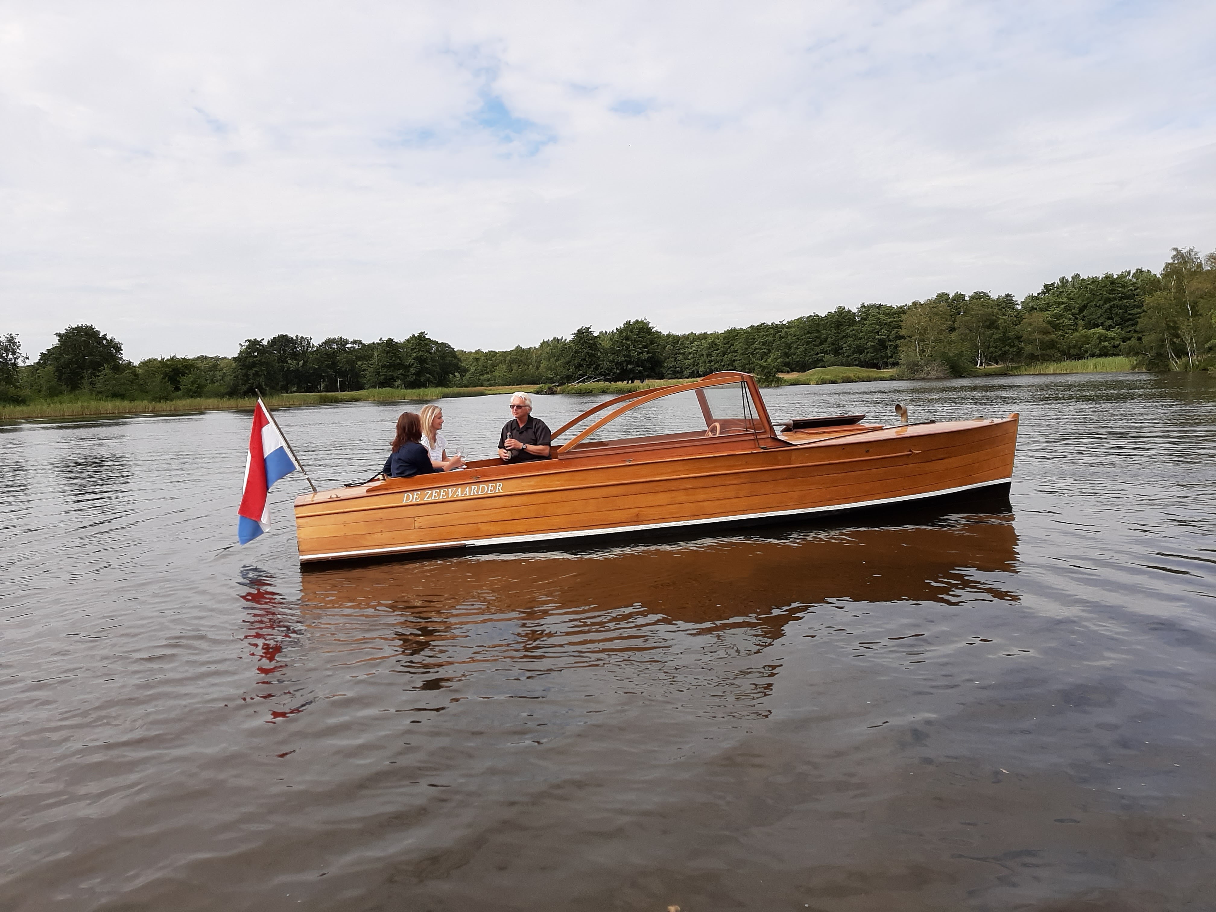 LIEFDE OP HET EERSTE GEZICHT