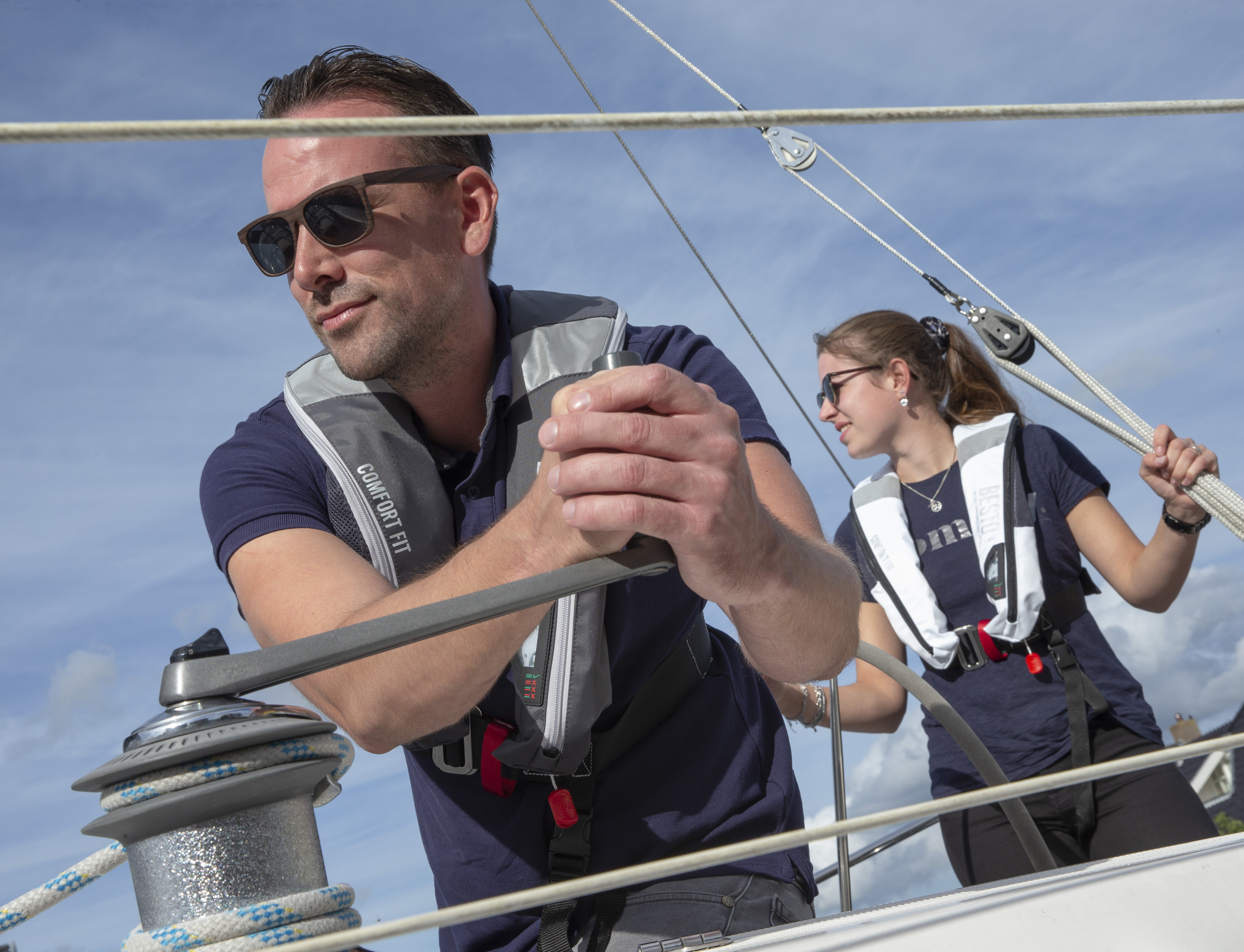 Pre-wear check van reddingsvest en keuring