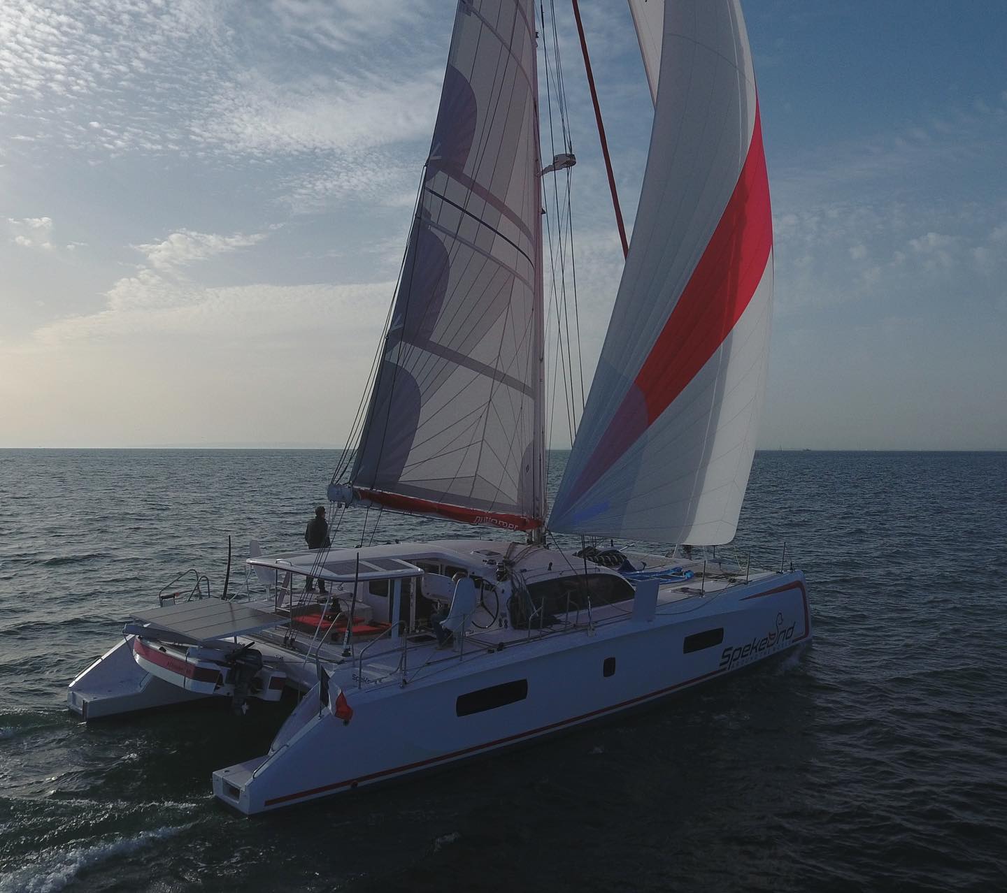 Marijke en Mark volgen bouw nieuwe catamaran