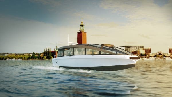Candela Speedboat...  's-werelds snelste volledig elektrische ferry 