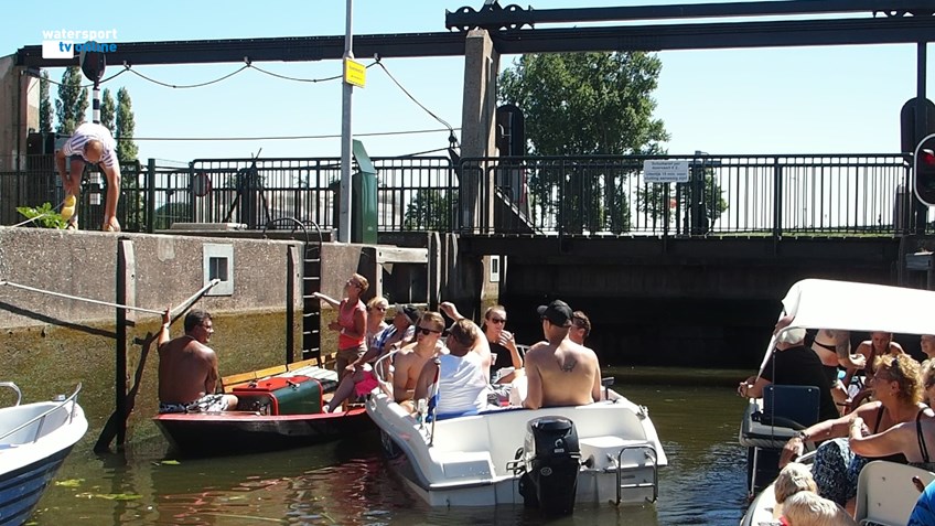 Zon-verstandig tijdens het watersporten.jpg 2