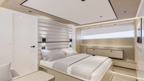 Wajer-77-Master-suite-bed-and-cupboard_4df9f851cbcc0f31964b6421f2851c84