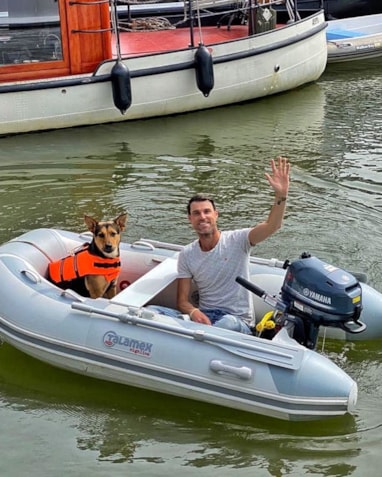 4FA59FC5-0815-4D80-80BD-B4FD57CE338B