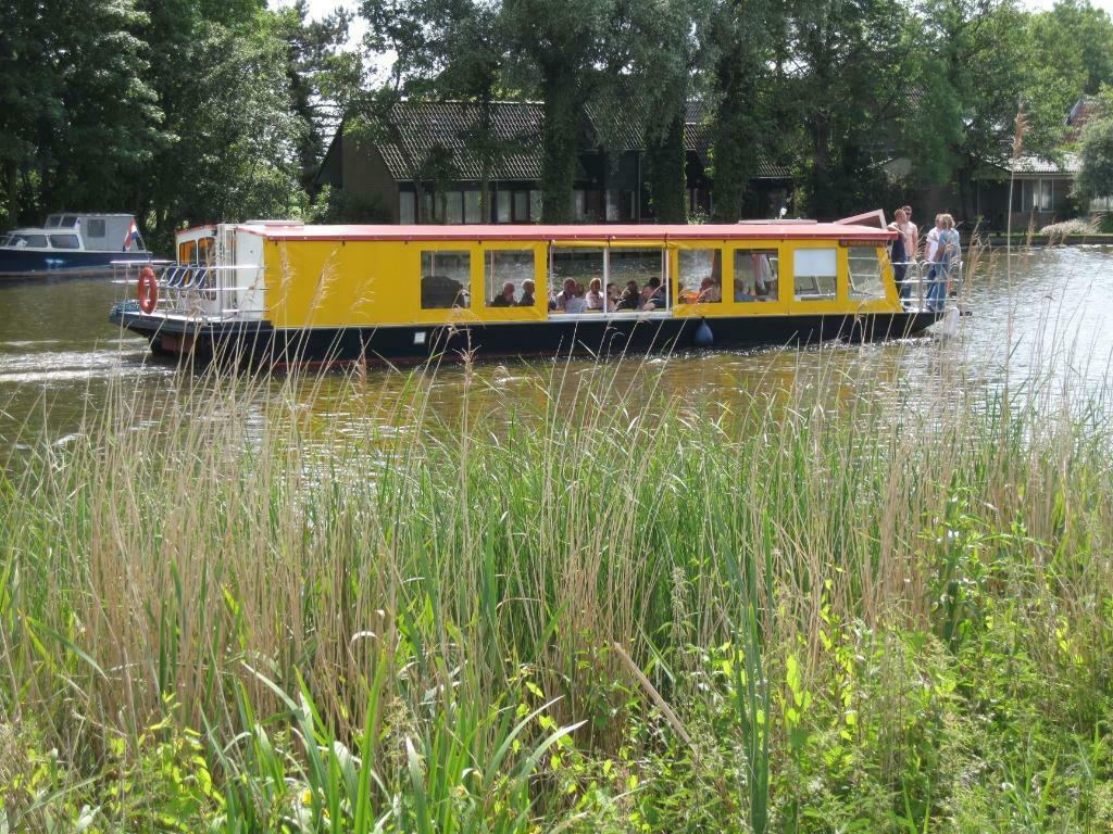 Salonboot voor feesten en partijen (verkocht)