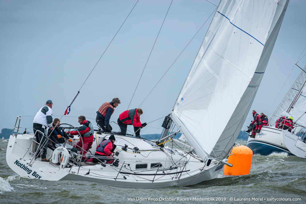 Zeilers in startblokken voor Van Uden Reco Regatta