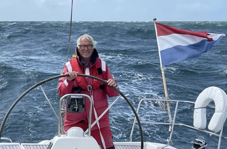 Luc Overtoom inspireert met boek 'Zeven Zeeën'