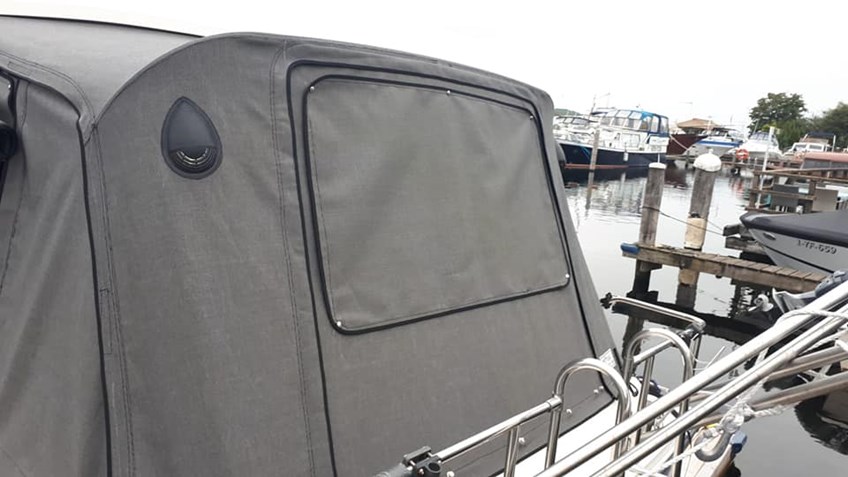 49163754-6CDE-4D5A-8752-C13C73FFDA1F