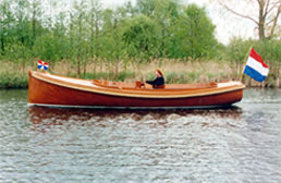 Officers launch (nieuw)