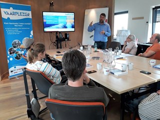 00D348F5-91C3-4045-BFAB-CC9B86AF302B