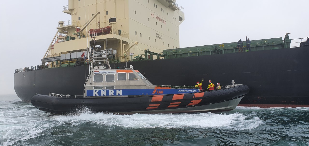 KNRM kerstbroden voor eenzame zeelieden