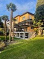 casa met palmen