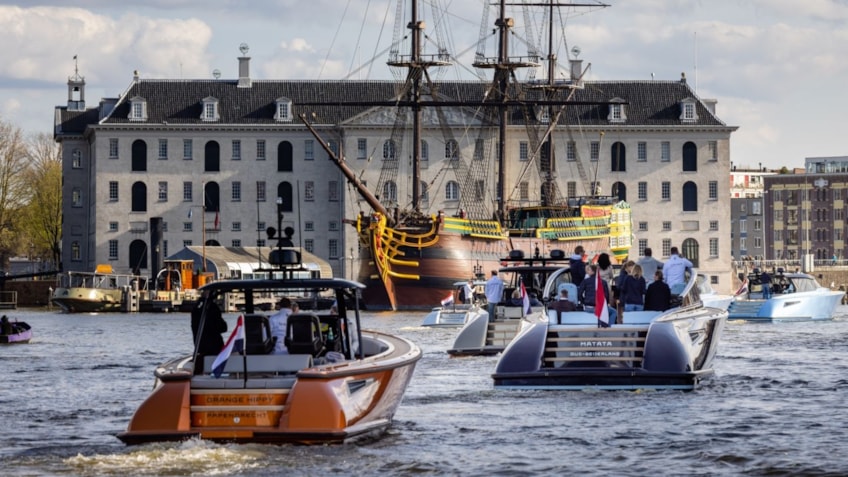 CE26B04C-B158-47CA-A430-5F66910B2453