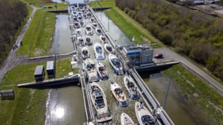 61ED6B64-8C50-4DEB-AE6D-A592657D26AF