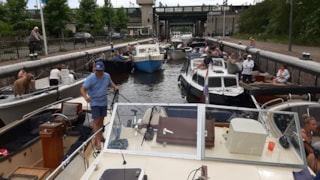 06E8D909-348D-4457-A2B7-AD79B695D971