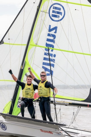 B9197880-F4F0-40A6-A943-D812532449D3