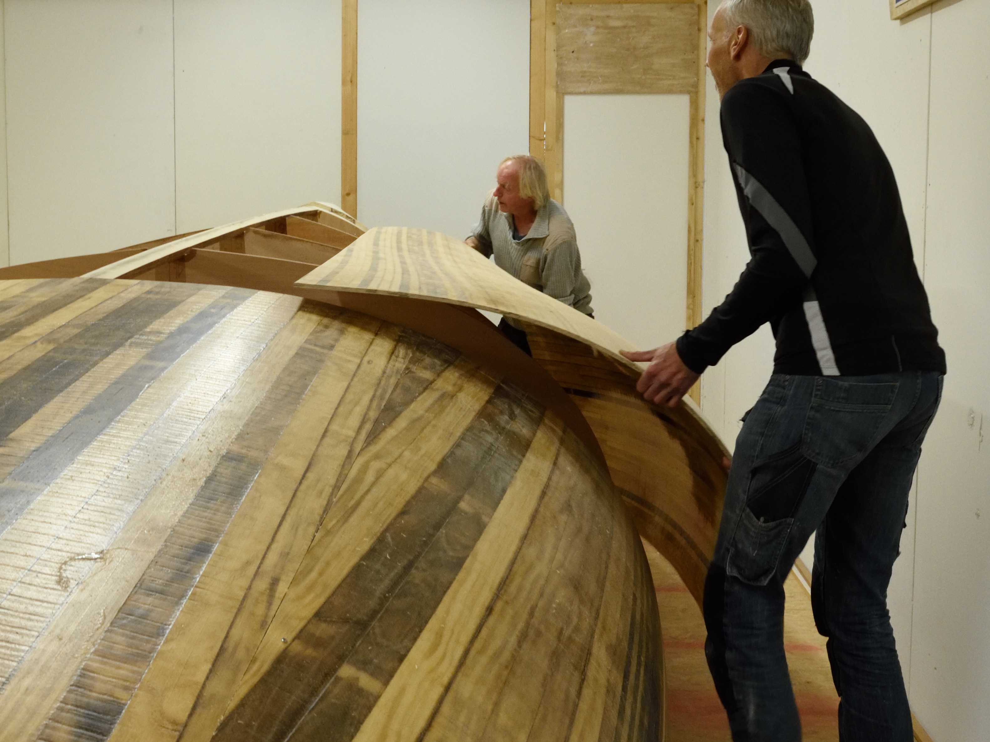 Werffboat 24 Petronella gebouwd van dubbelgebogen huidplaten