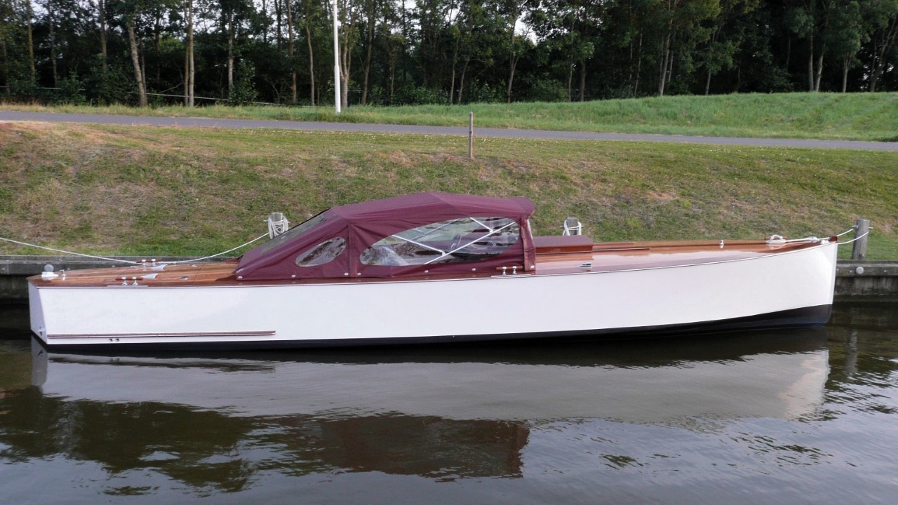 2 bijzondere boten op internationale Bootveiling