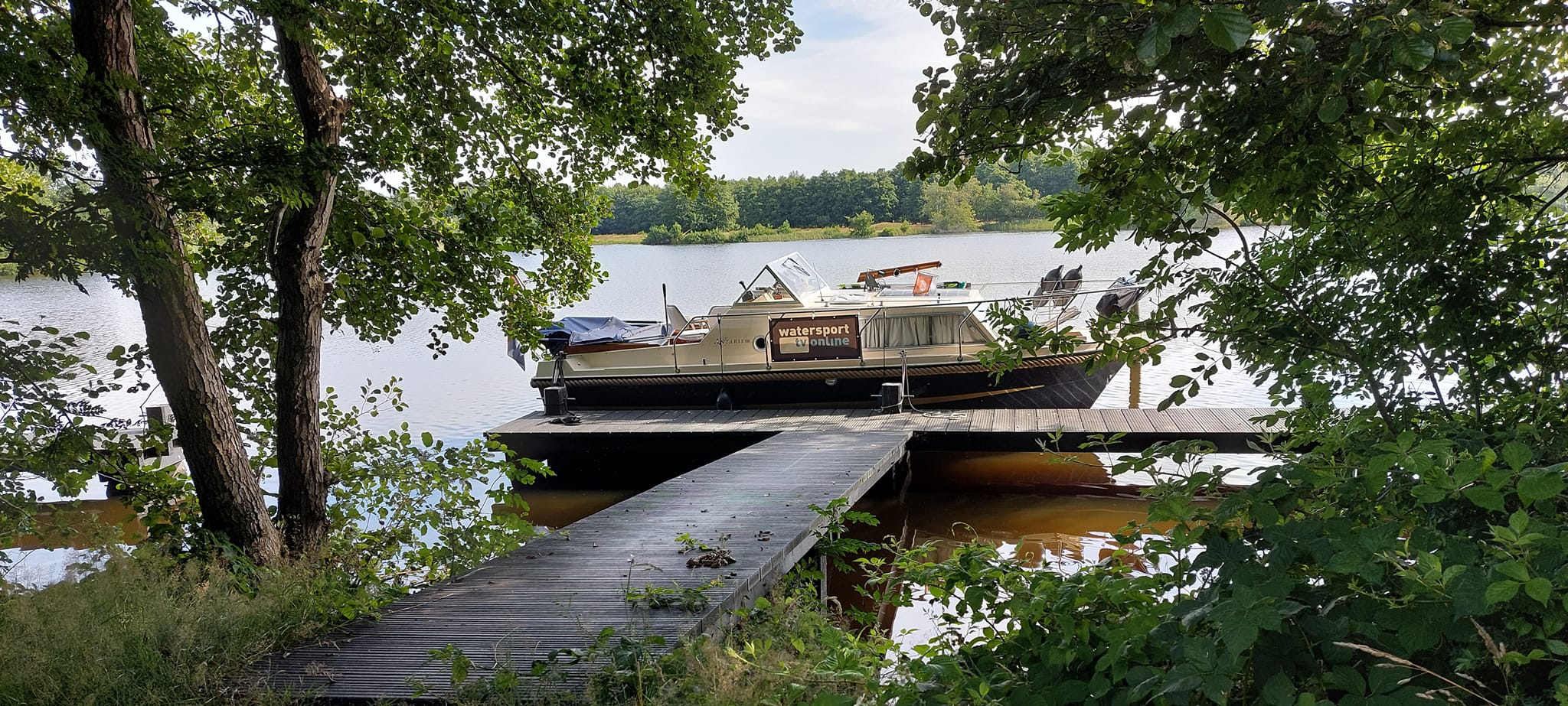 Watersport-TV na vlotte oversteek in Friesland 